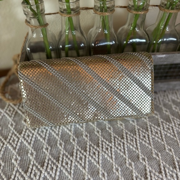 LULU TOWNSEND Gold Chainmail Clutch Formal Handbag w/Gold and Silver Tones. - Picture 1 of 7